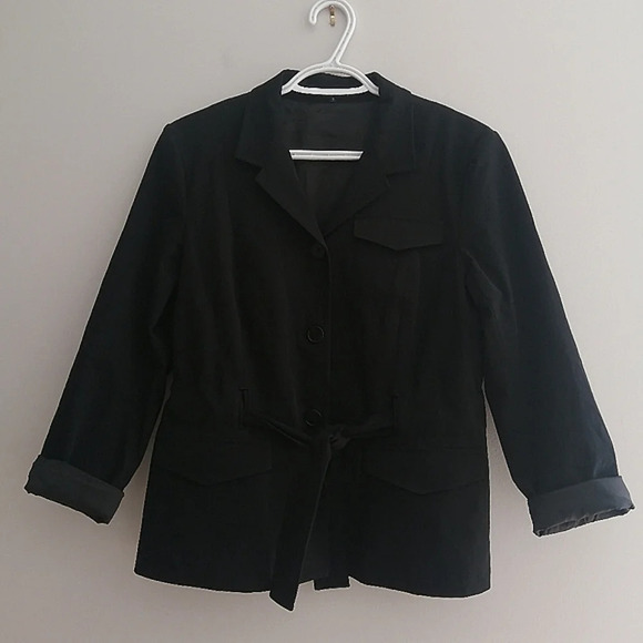 Theory Caprino Black 3 Button Blazer Jacket with Self Tie Belt 12 - Picture 6 of 16